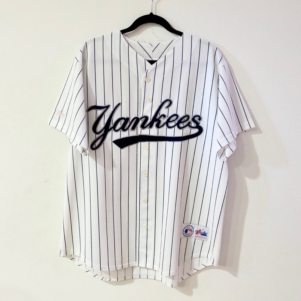 Authentic Majestic Merch Yankees Shirt